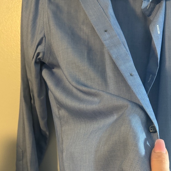 Banana Republic Men's Light Blue Button Down Shirt - Picture 3 of 4